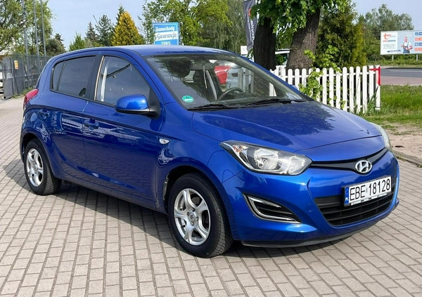 Hyundai i20 cena 22900 przebieg: 171000, rok produkcji 2013 z Milanówek małe 301